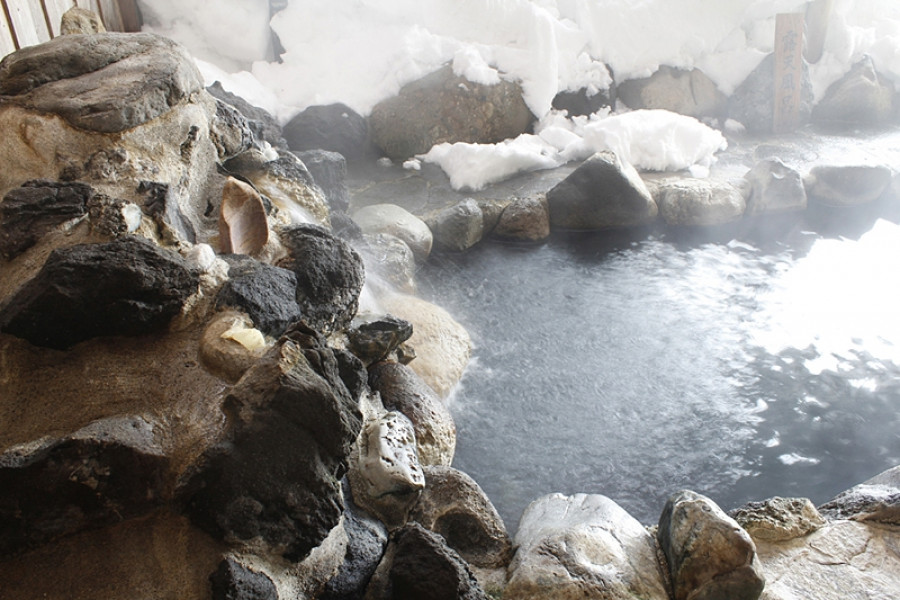 Suối nước nóng Atsushio Onsen
